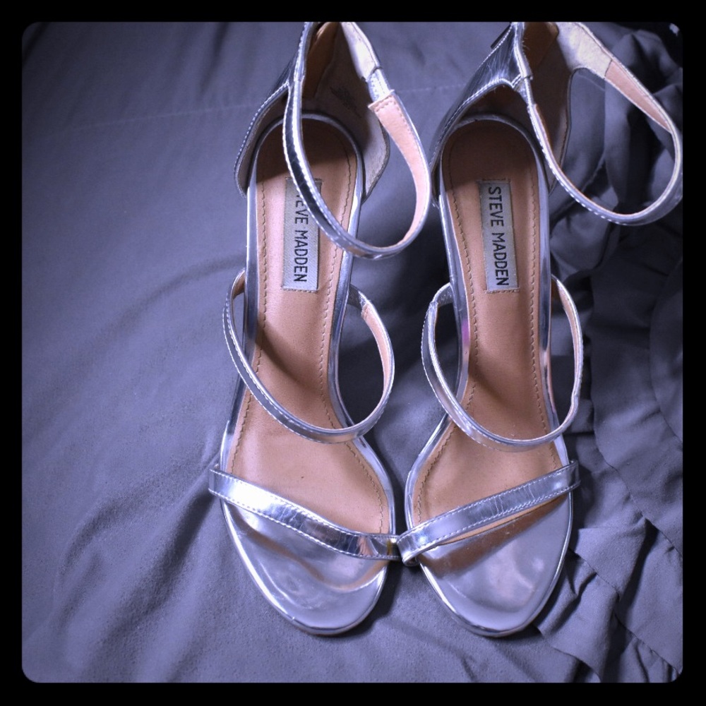 Steve Madden Silver strapped heels